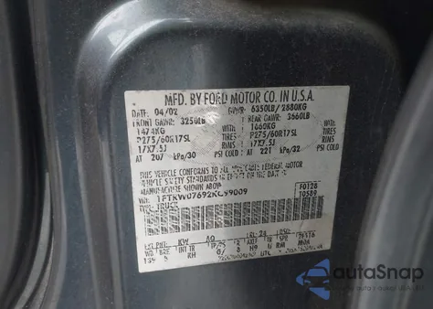 2002 Ford F-150 Lariat/Xlt из США, поврежденный, VIN 1FTRW07692KC99009